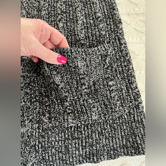 St. John’s Bay Charcoal long Knit Open Cardigan Women’s Size Medium - Picture 12 of 15